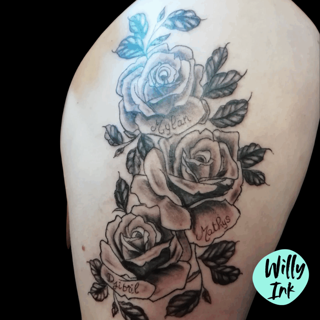 tatouage roses realistes lyon